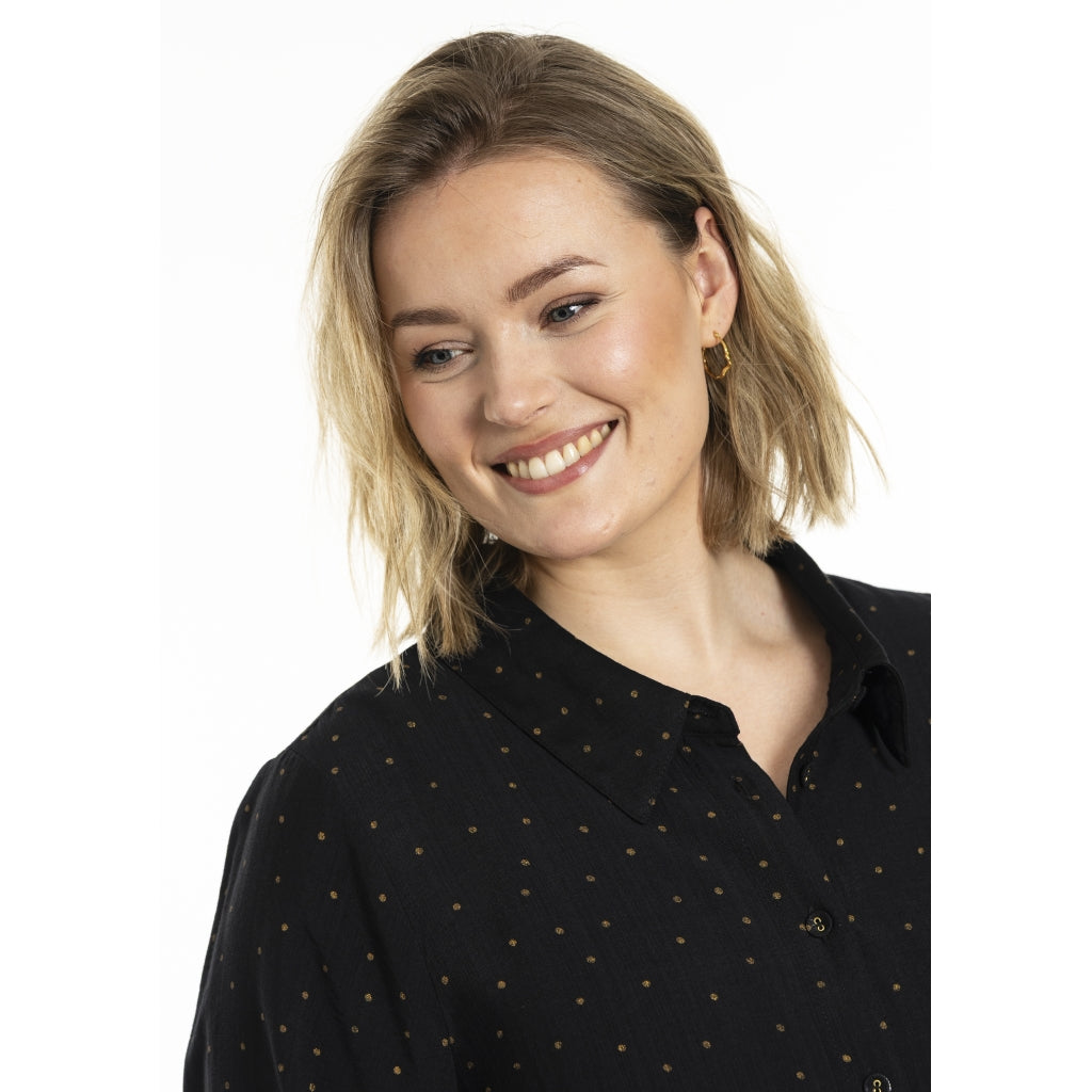 Edith Skjúrta/Tunika