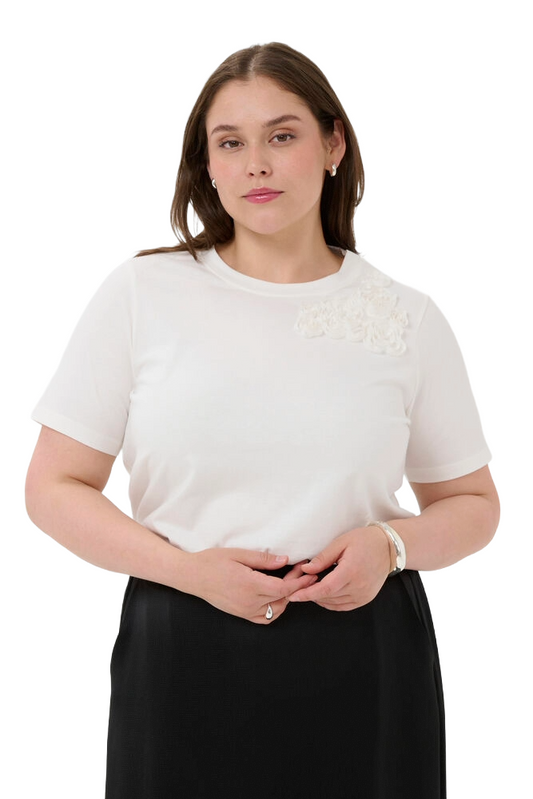 Lucie T shirt