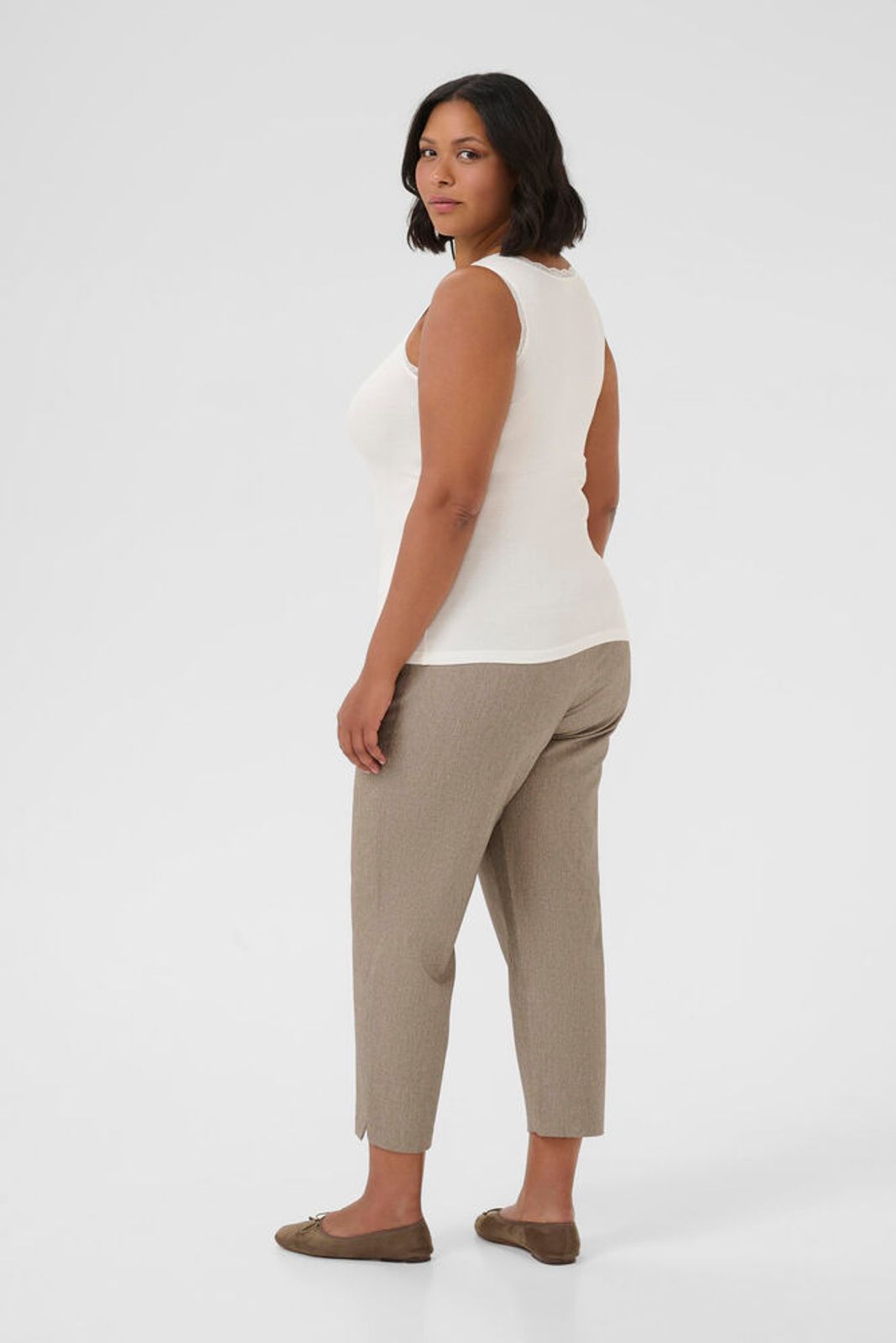 Omia toppur hvítur 10583468