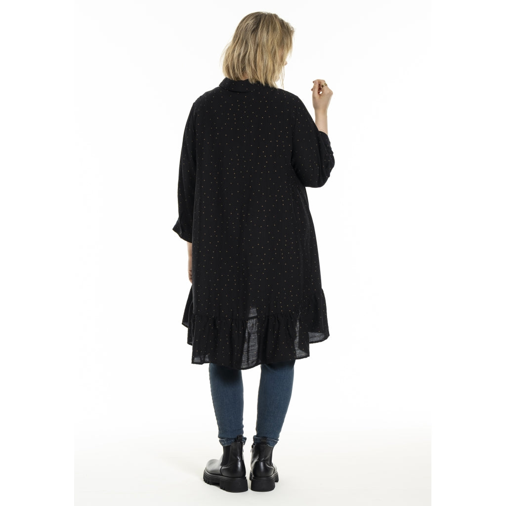 Edith Skjúrta/Tunika