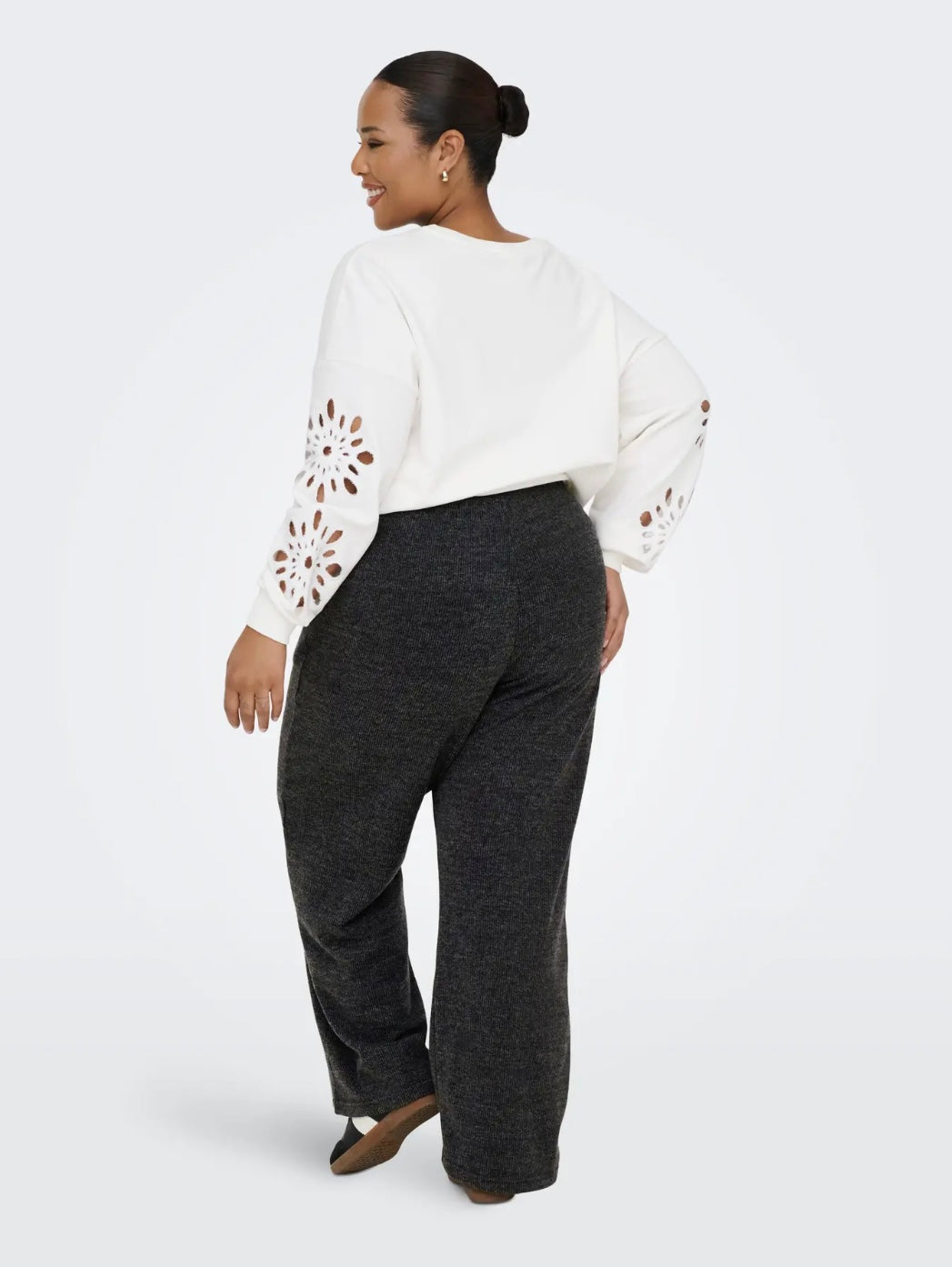 Carbizzy long wide pants