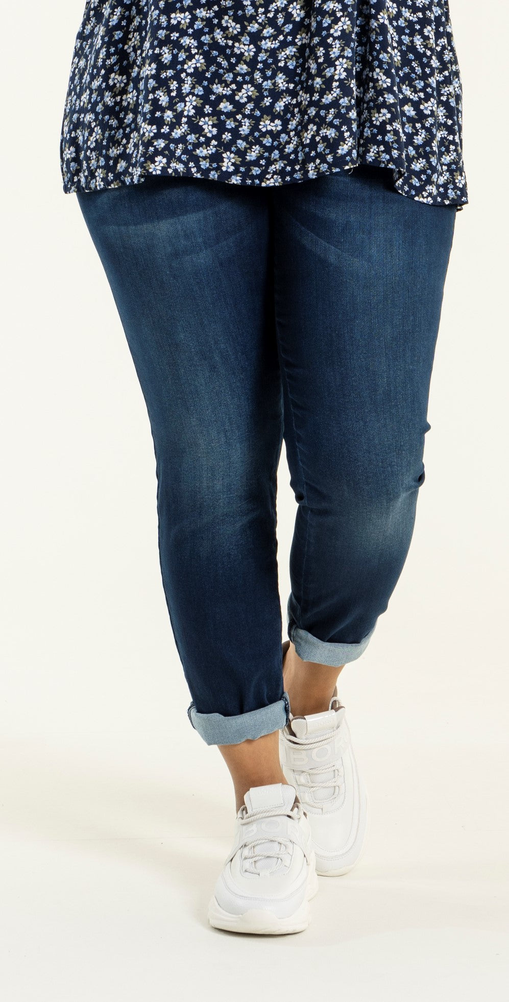 Carmen 32 - Jeans 717
