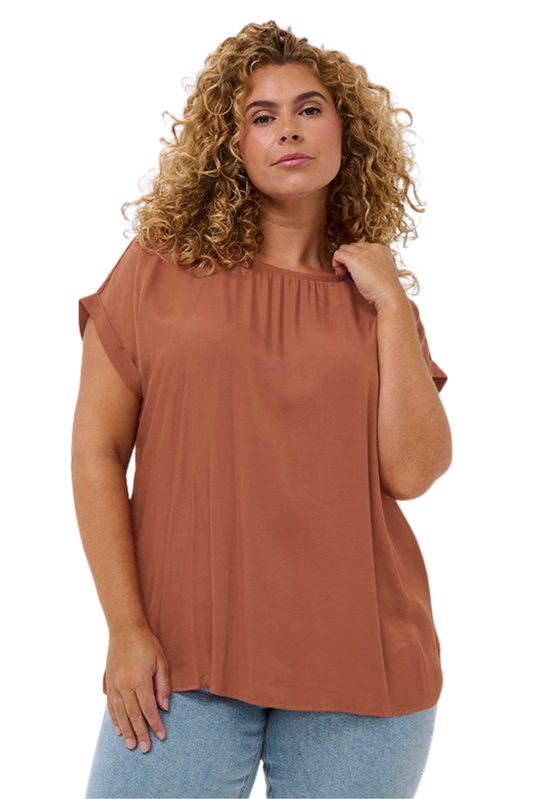 Milia blusa Henna