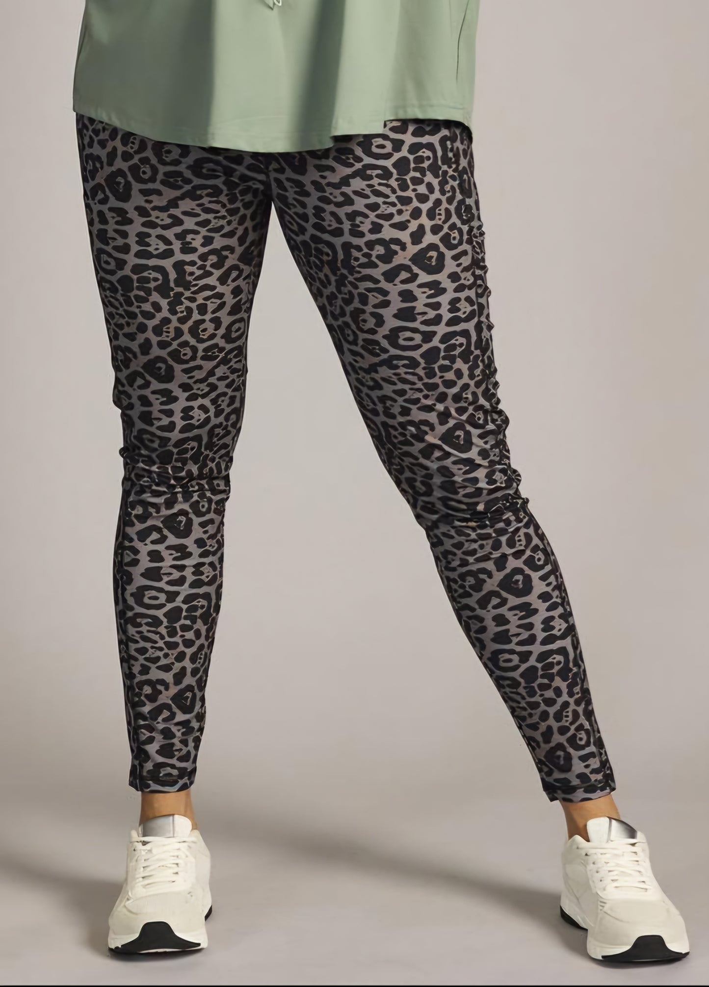 April Leggings